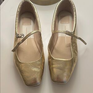 Dolce Vita Gold Women's Shoes - Gently Worn
